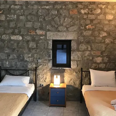 Taenarioum Antico - Mani Stone Tower With Sea View *