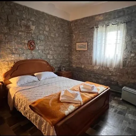 Taenarioum Antico - Mani Stone Tower With Sea View *