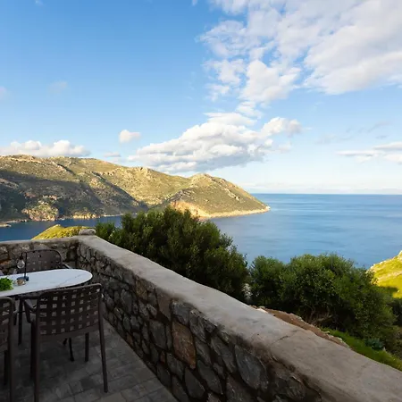 Prázdninový dům Taenarioum Antico - Mani Stone Tower With Sea View
