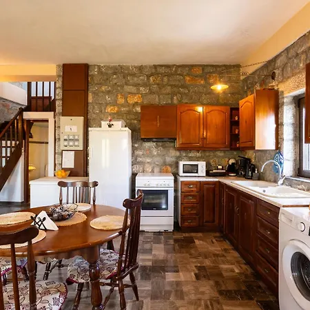 Taenarioum Antico - Mani Stone Tower With Sea View * Paliros