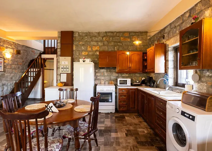 Taenarioum Antico - Mani Stone Tower With Sea View * Paliros