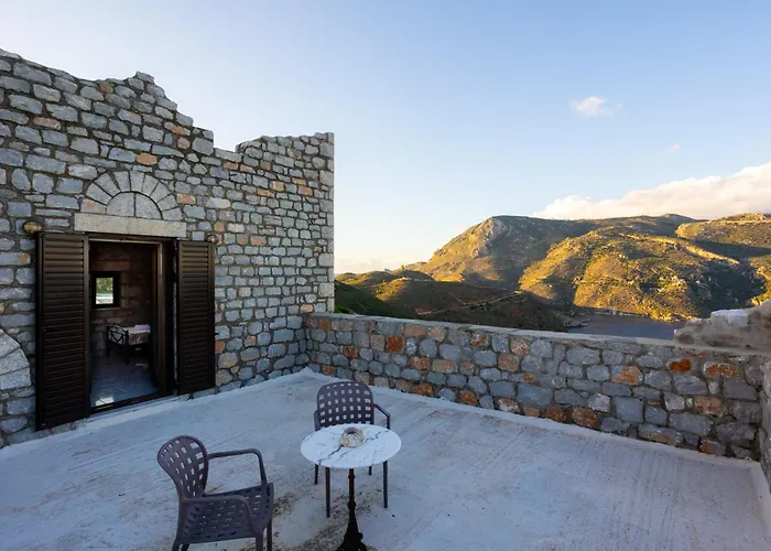 Taenarioum Antico - Mani Stone Tower With Sea View Paliros